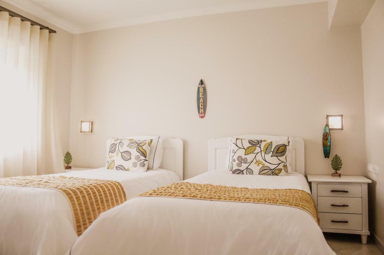 Hotel Neptuno Atouguia Da Baleia Ngoại thất bức ảnh