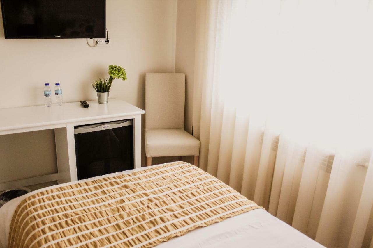 Hotel Neptuno Atouguia Da Baleia Ngoại thất bức ảnh